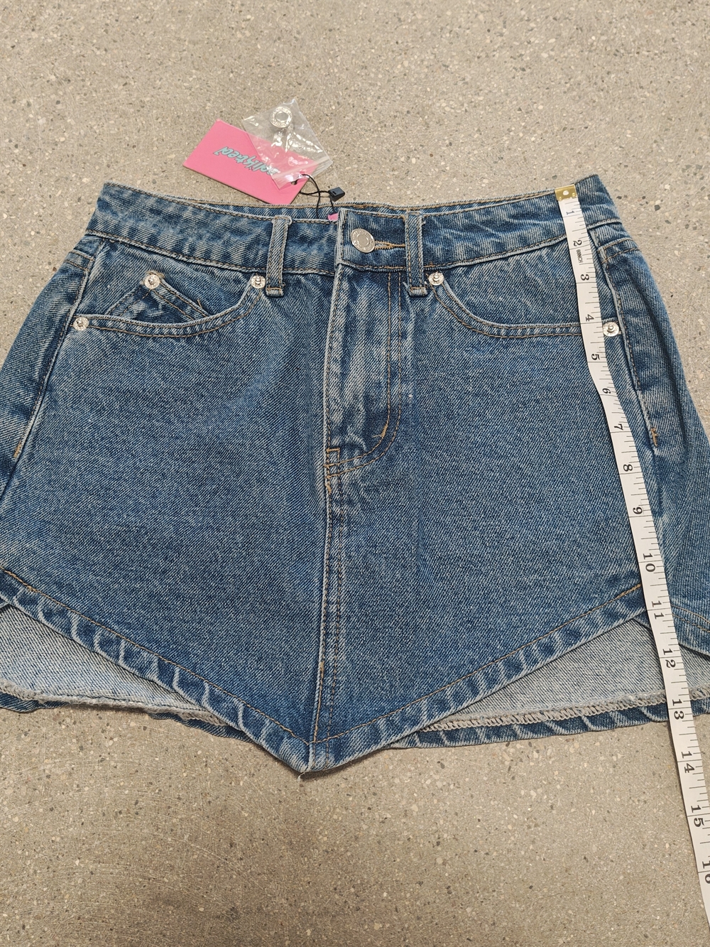 Edikted blue denim mini skirt v cut front - Picture 5 of 6